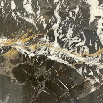 Toros Black Vein Cut